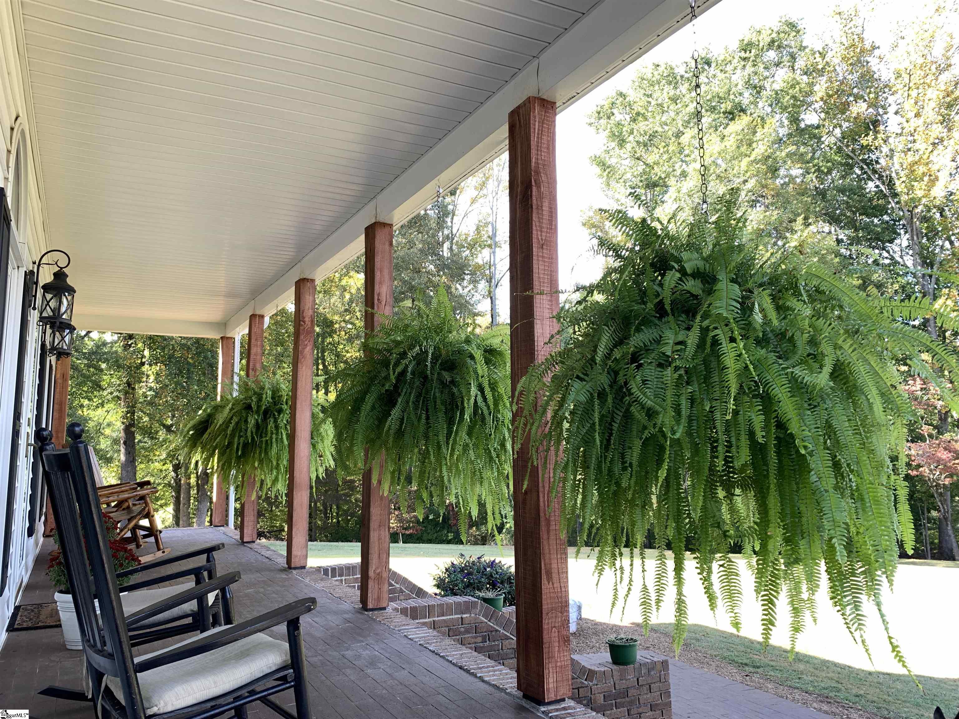 Pickens, South Carolina, 29671, United States, 4 Bedrooms Bedrooms, ,4 BathroomsBathrooms,Residential,For Sale,1975286