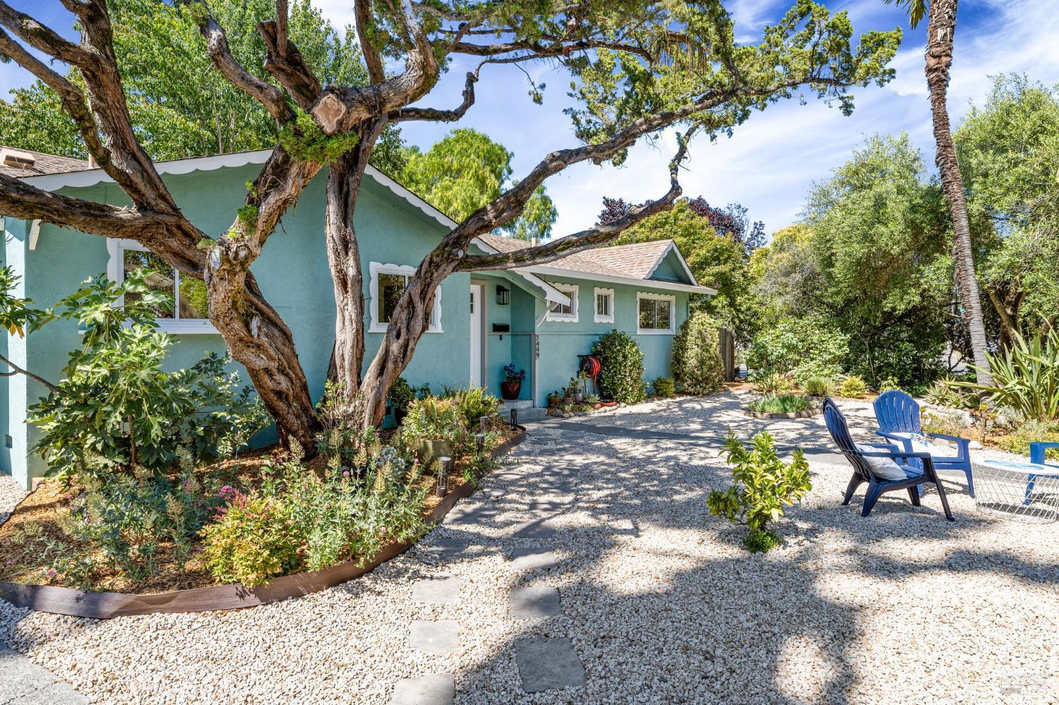 Rohnert Park, California, 94928, United States, 3 Bedrooms Bedrooms, ,2 BathroomsBathrooms,Residential,For Sale,1895055