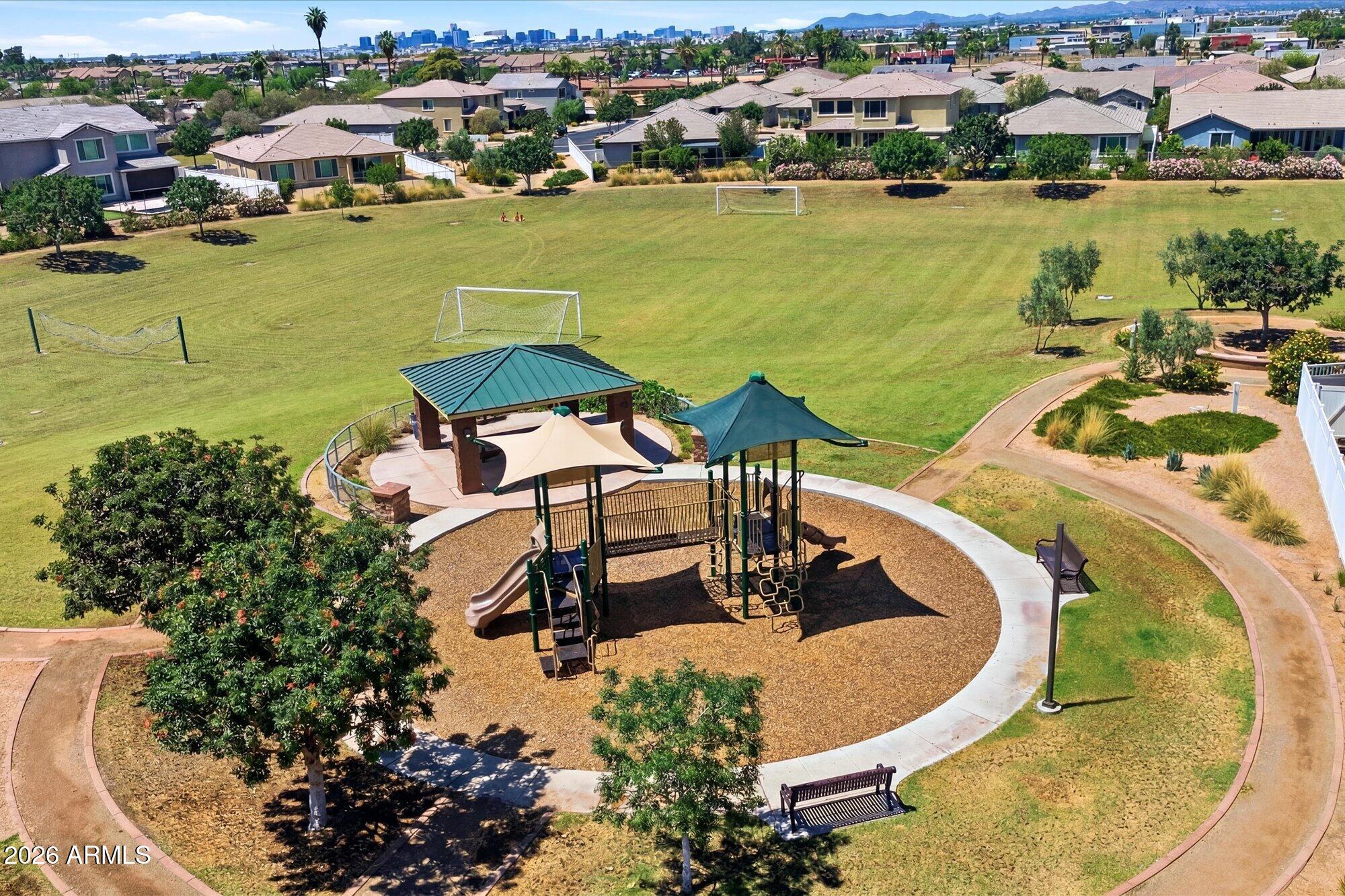  2525 East Pleasant Lane, Phoenix, AZ 85042 - 物件實景