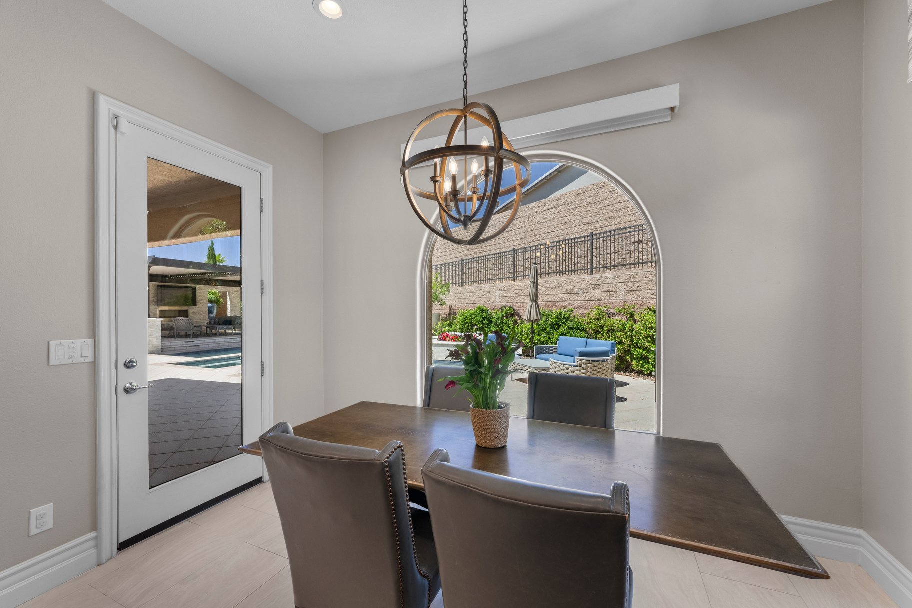  DESIGNER DREAM OASIS IN GATED LAKE LAS VEGAS, FURNISHED TURN-KEY - 物件實景