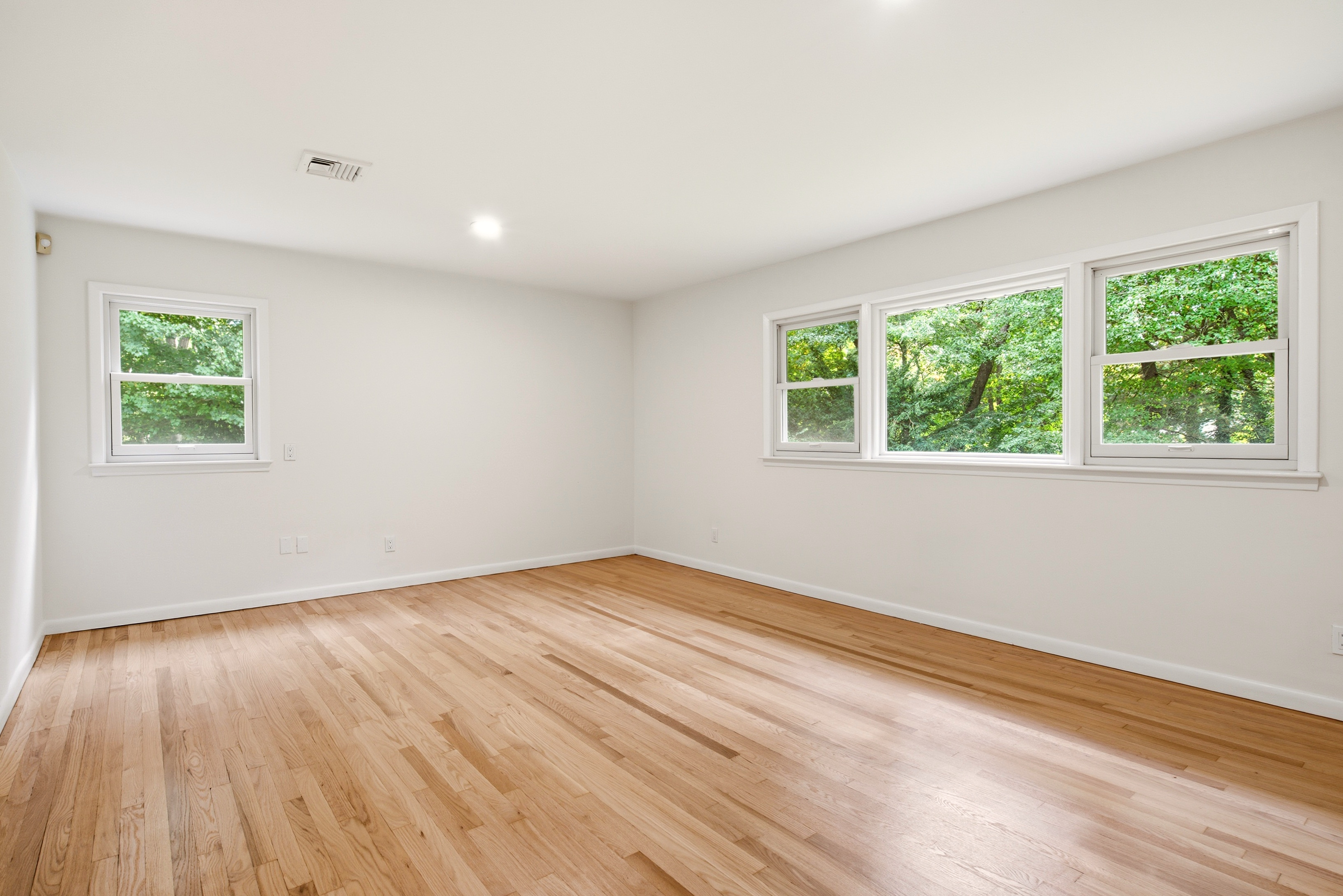  14 Pheasant Hill Lane, Glen Head, NY, 11545 - 物件實景