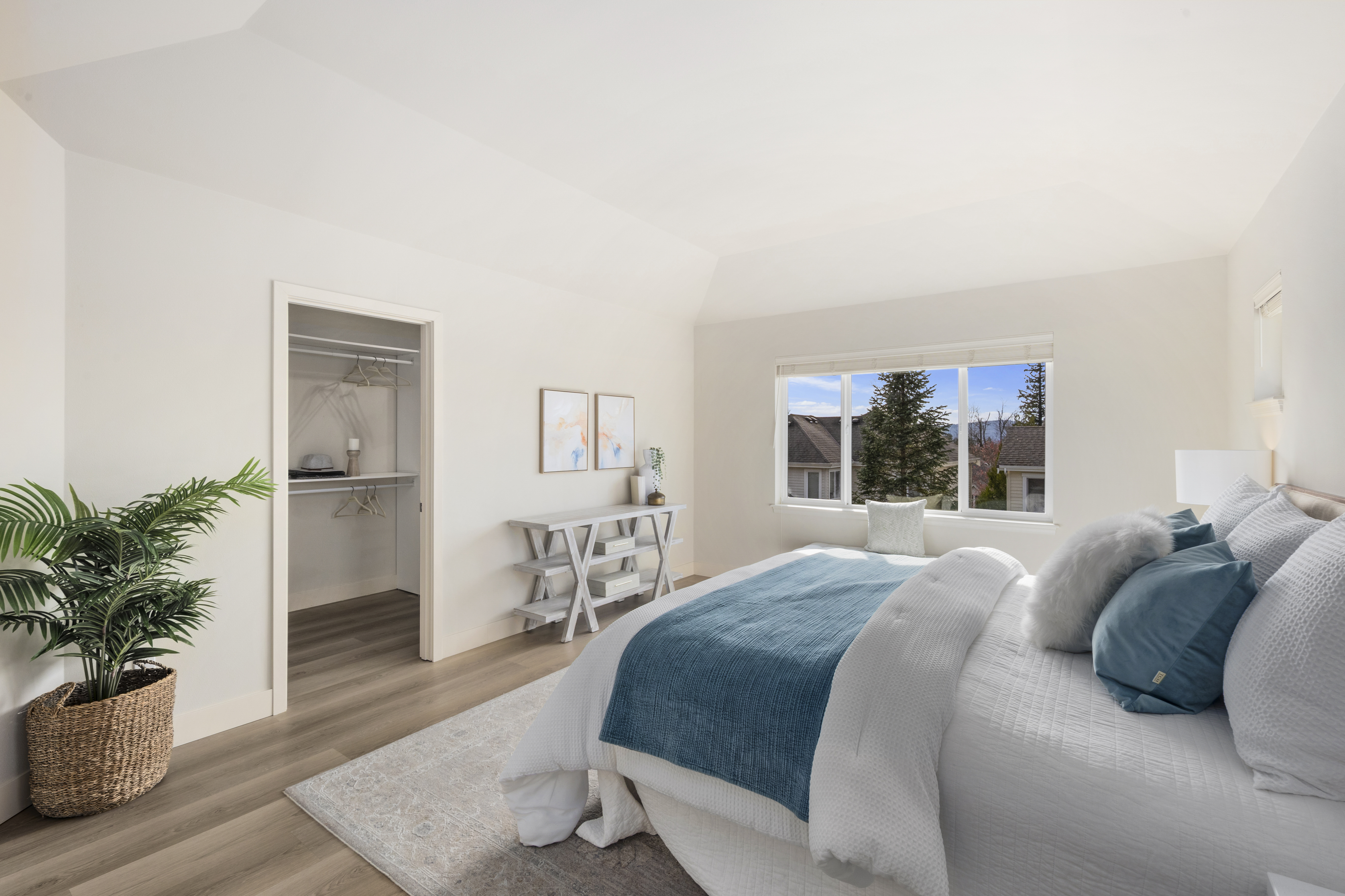  2045 32nd Ave NE, Issaquah, WA 98029 - 物件實景