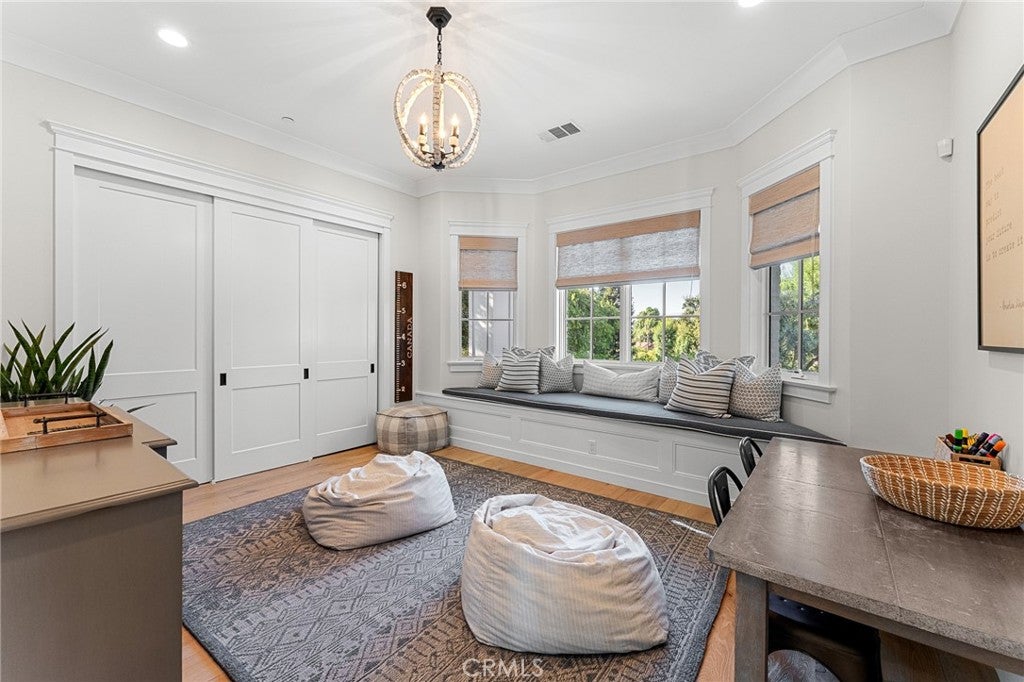 Redlands, California, 92373, United States, 5 Bedrooms Bedrooms, ,6 BathroomsBathrooms,Residential,For Sale,1984155