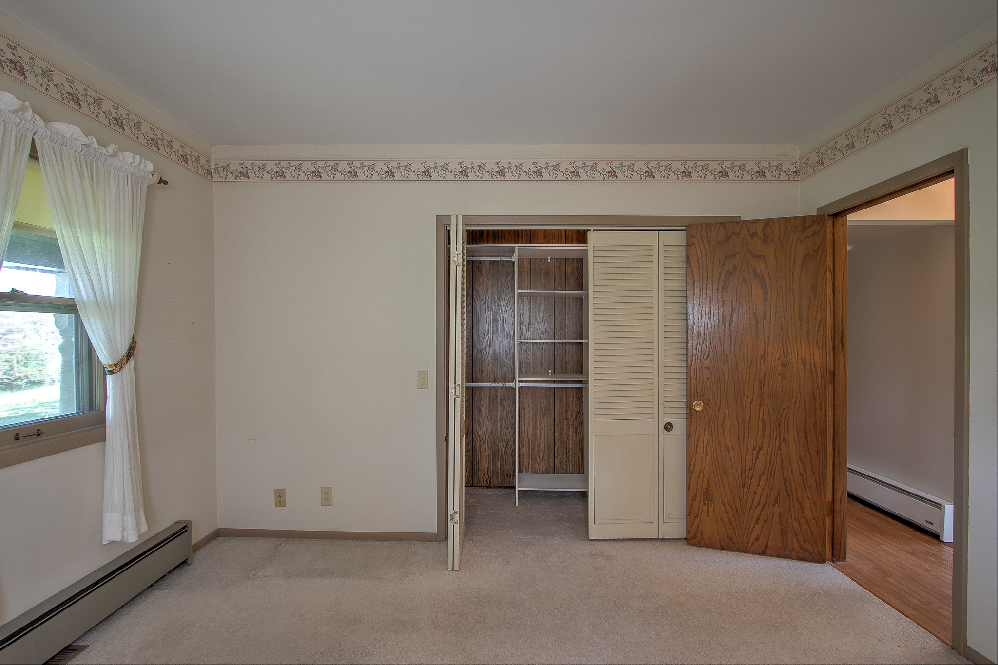 Stanchfield, Minnesota, 55080, United States, 4 Bedrooms Bedrooms, ,1 BathroomBathrooms,Residential,For Sale,2049146