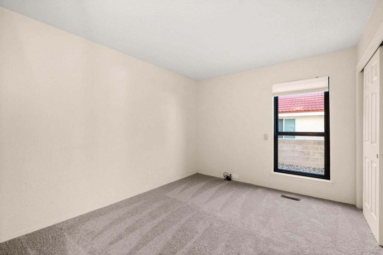 Albuquerque, New Mexico, 87111, United States, 4 Bedrooms Bedrooms, ,3 BathroomsBathrooms,Residential,For Sale,1947395