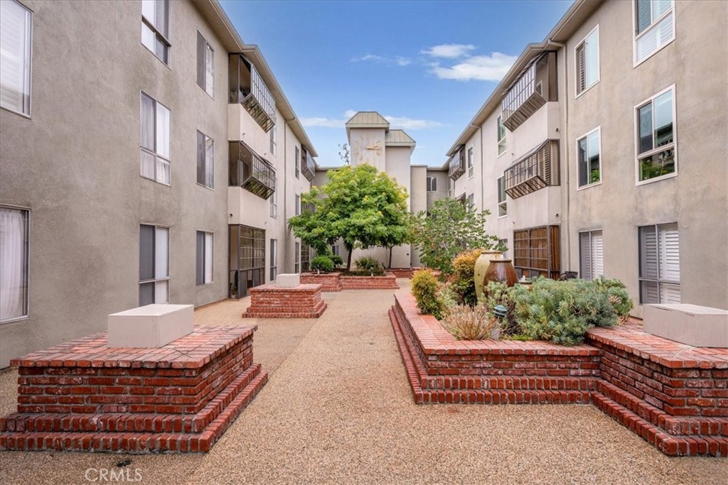 Pasadena, California, 91106, United States, 1 Bedroom Bedrooms, ,1 BathroomBathrooms,Residential,For Sale,1931257