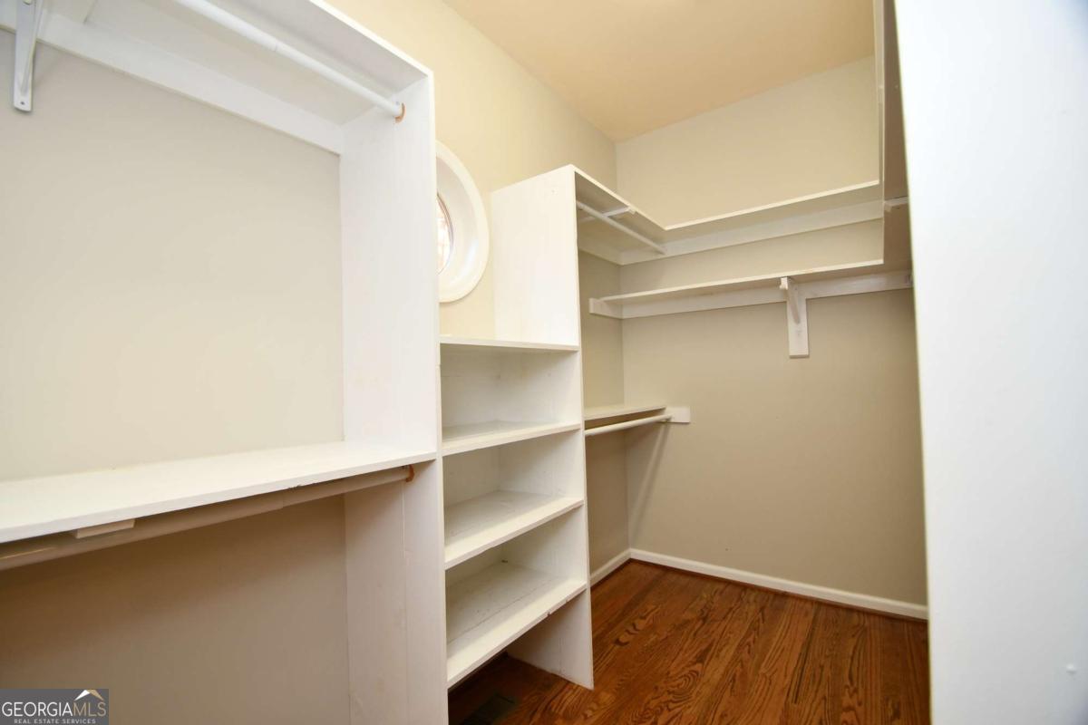 Athens, Georgia, 30607, United States, 5 Bedrooms Bedrooms, ,5 BathroomsBathrooms,Residential,For Sale,1993112