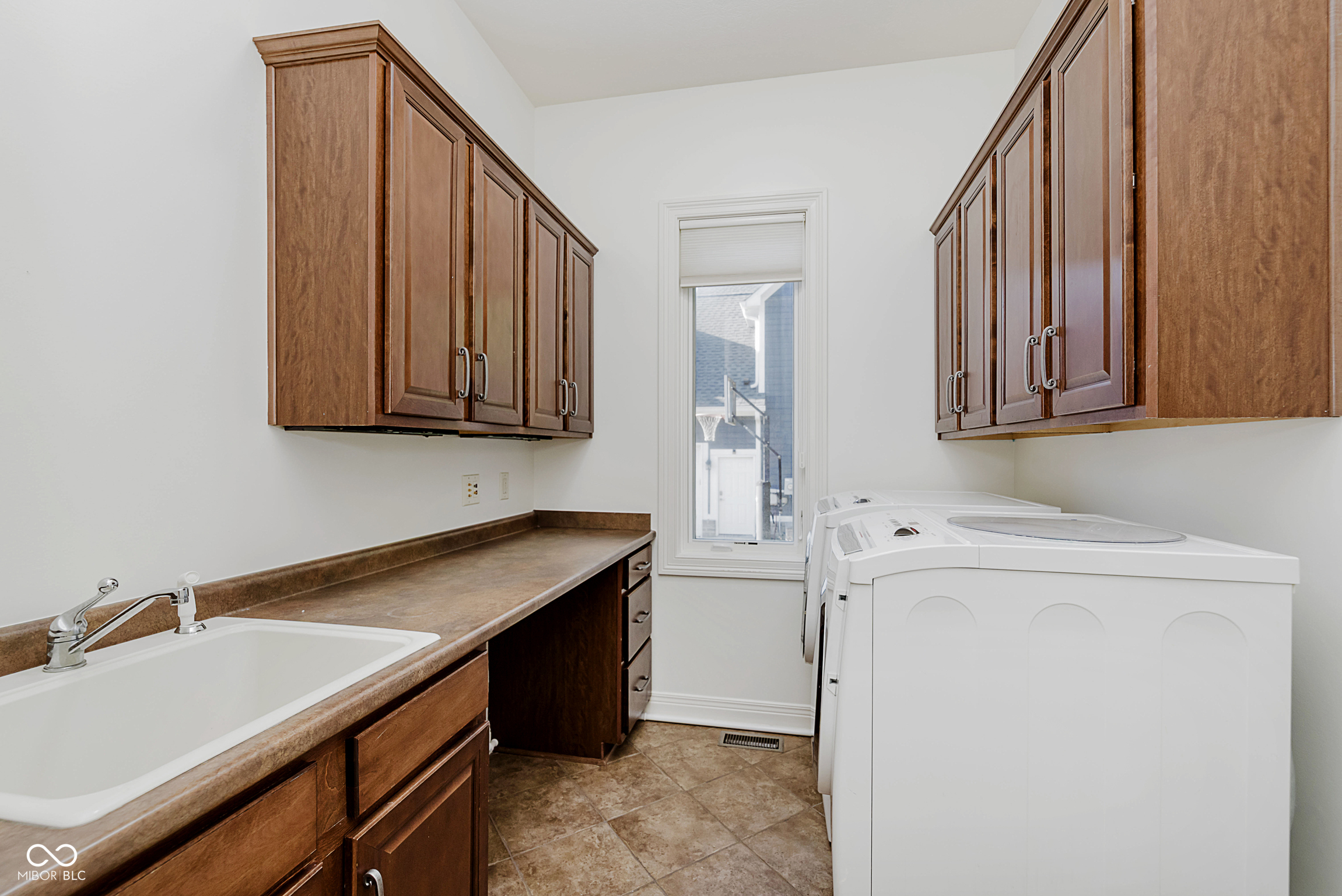 Cicero, Indiana, 46034, United States, 4 Bedrooms Bedrooms, ,5 BathroomsBathrooms,Residential,For Sale,2000072