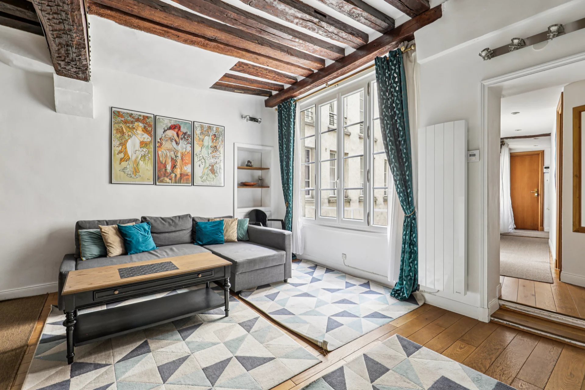 Paris 4th, Île-de-France, 75004, FR, 2 Bedrooms Bedrooms, ,Residential,For Sale,2003087