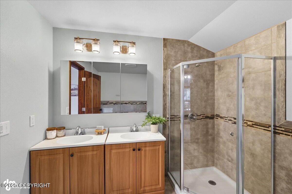 Soldotna, Alaska, 99669, United States, 4 Bedrooms Bedrooms, ,3 BathroomsBathrooms,Residential,For Sale,1982320