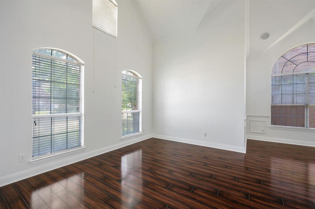 Irving, Texas, 75063, United States, 4 Bedrooms Bedrooms, ,3 BathroomsBathrooms,Residential,For Sale,1874227