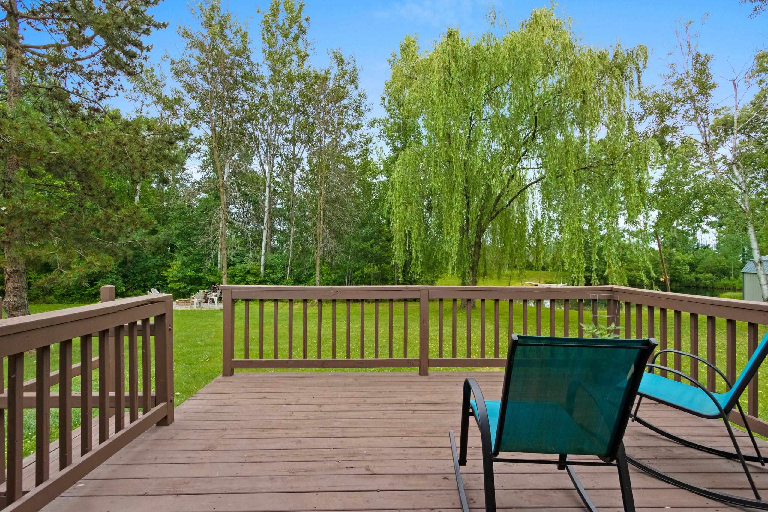 DE PERE, Wisconsin, 54115, United States, 3 Bedrooms Bedrooms, ,4 BathroomsBathrooms,Residential,For Sale,1912239
