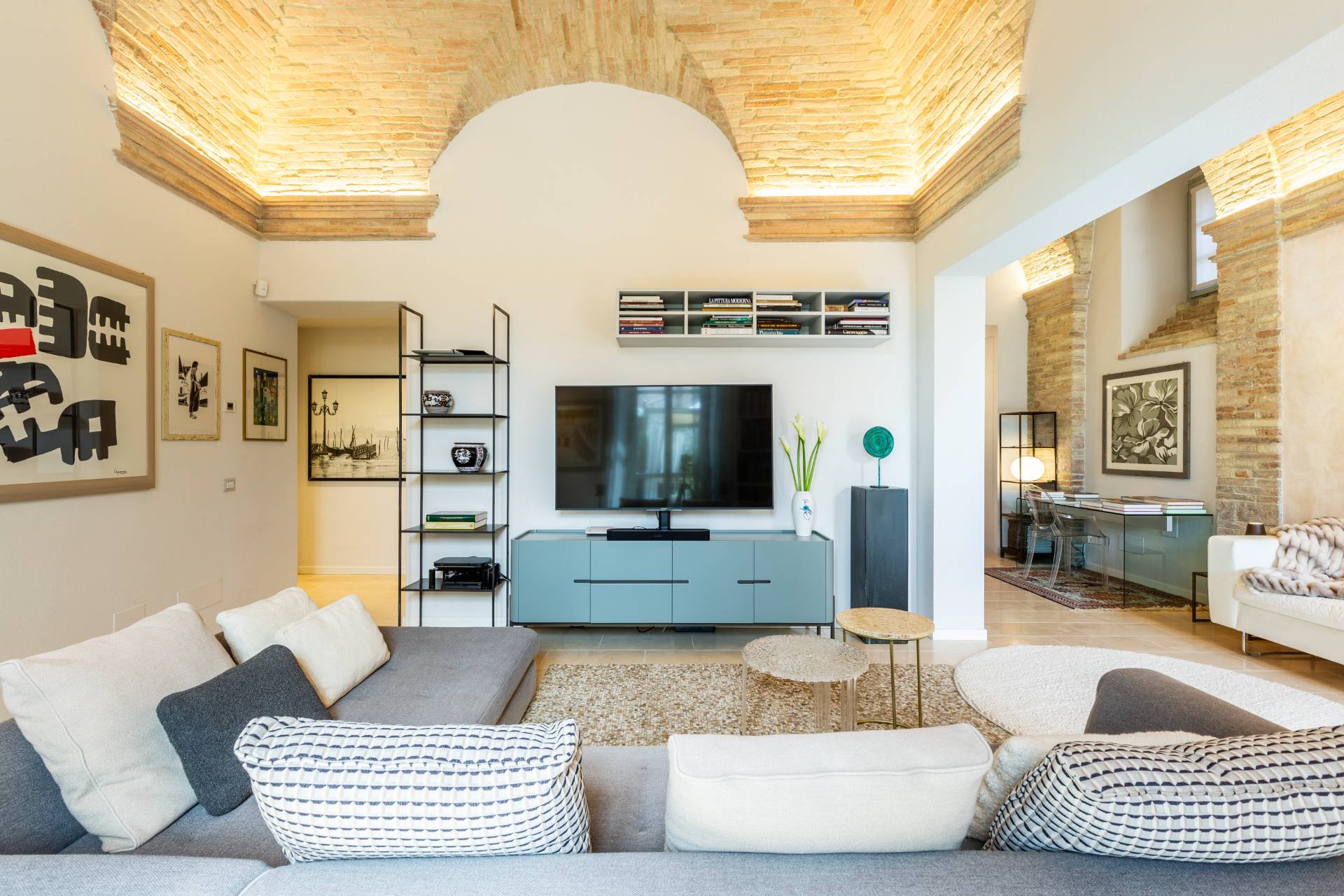 Spello, Perugia, 06038, IT, 3 Bedrooms Bedrooms, ,3 BathroomsBathrooms,Residential,For Sale,1876089