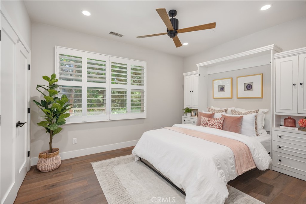 Irvine, California, 92620, United States, 2 Bedrooms Bedrooms, ,2 BathroomsBathrooms,Residential,For Sale,1906932