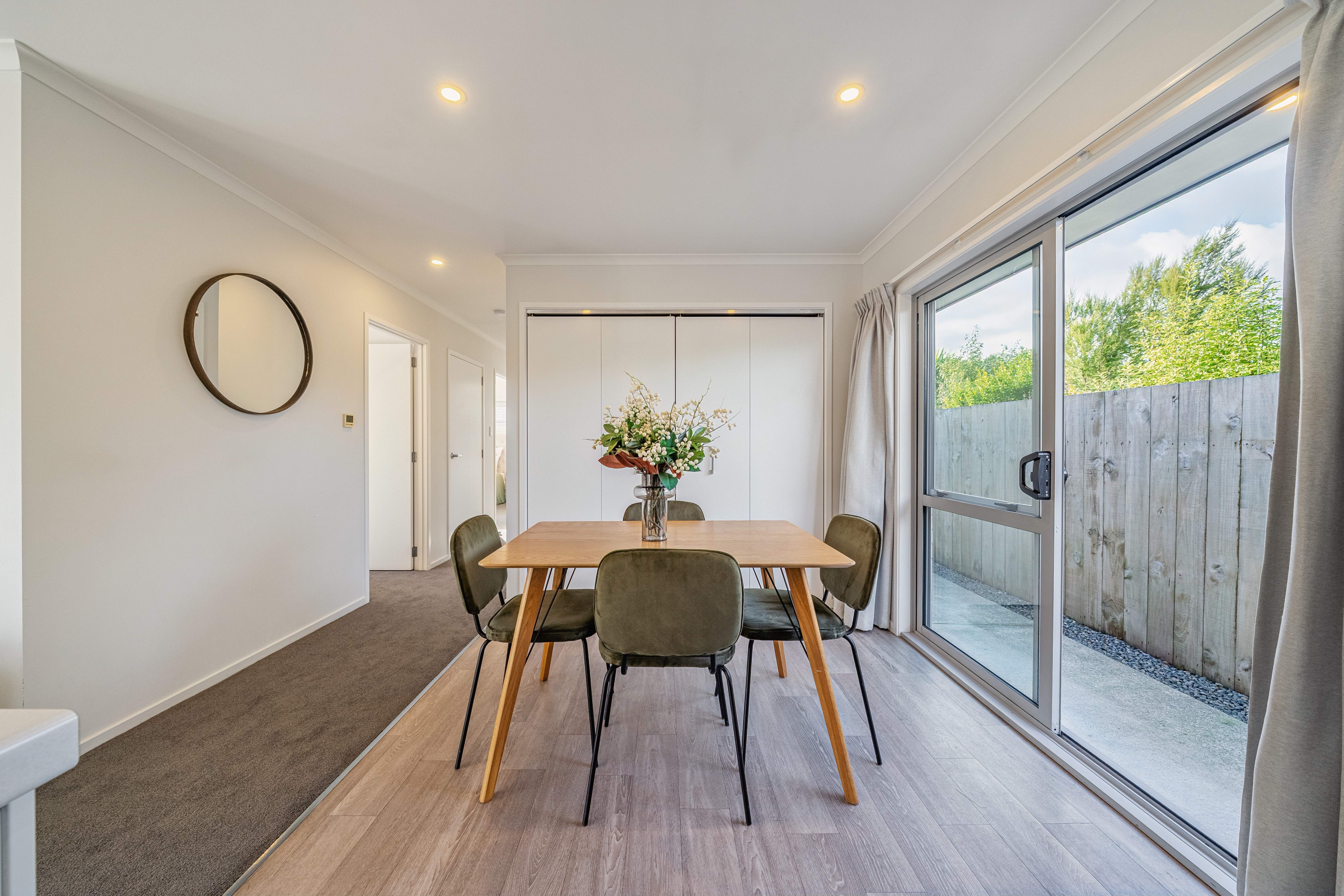  92 Sunstone Crescent, Timberlea, Upper Hutt - 物件實景