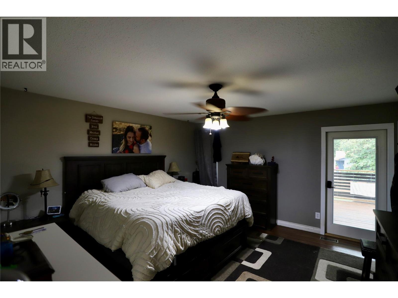 KAMLOOPS, British Columbia, V2H 1N1, CA, 4 Bedrooms Bedrooms, ,4 BathroomsBathrooms,Residential,For Sale,1947764