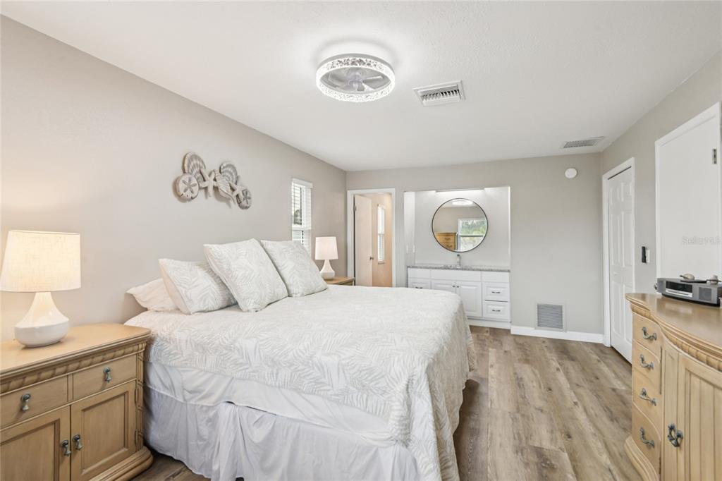 Palm Harbor, Florida, 34683, United States, 4 Bedrooms Bedrooms, ,3 BathroomsBathrooms,Residential,For Sale,2001697