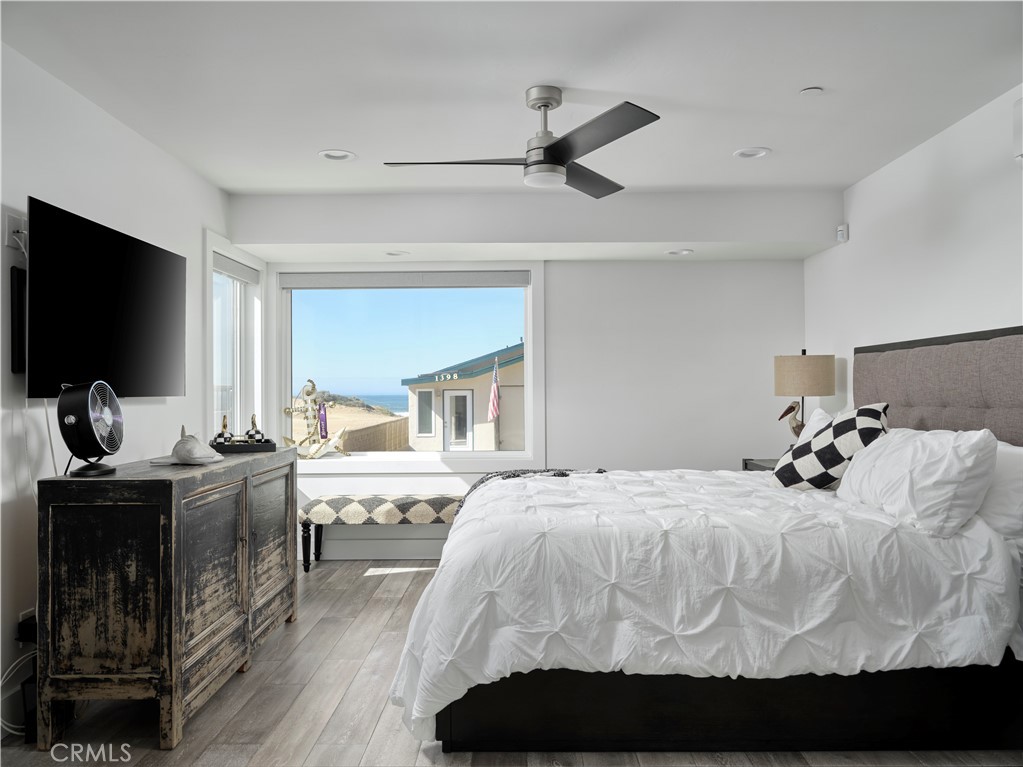 Oceano, California, 93445, United States, 5 Bedrooms Bedrooms, ,4 BathroomsBathrooms,Residential,For Sale,1981898