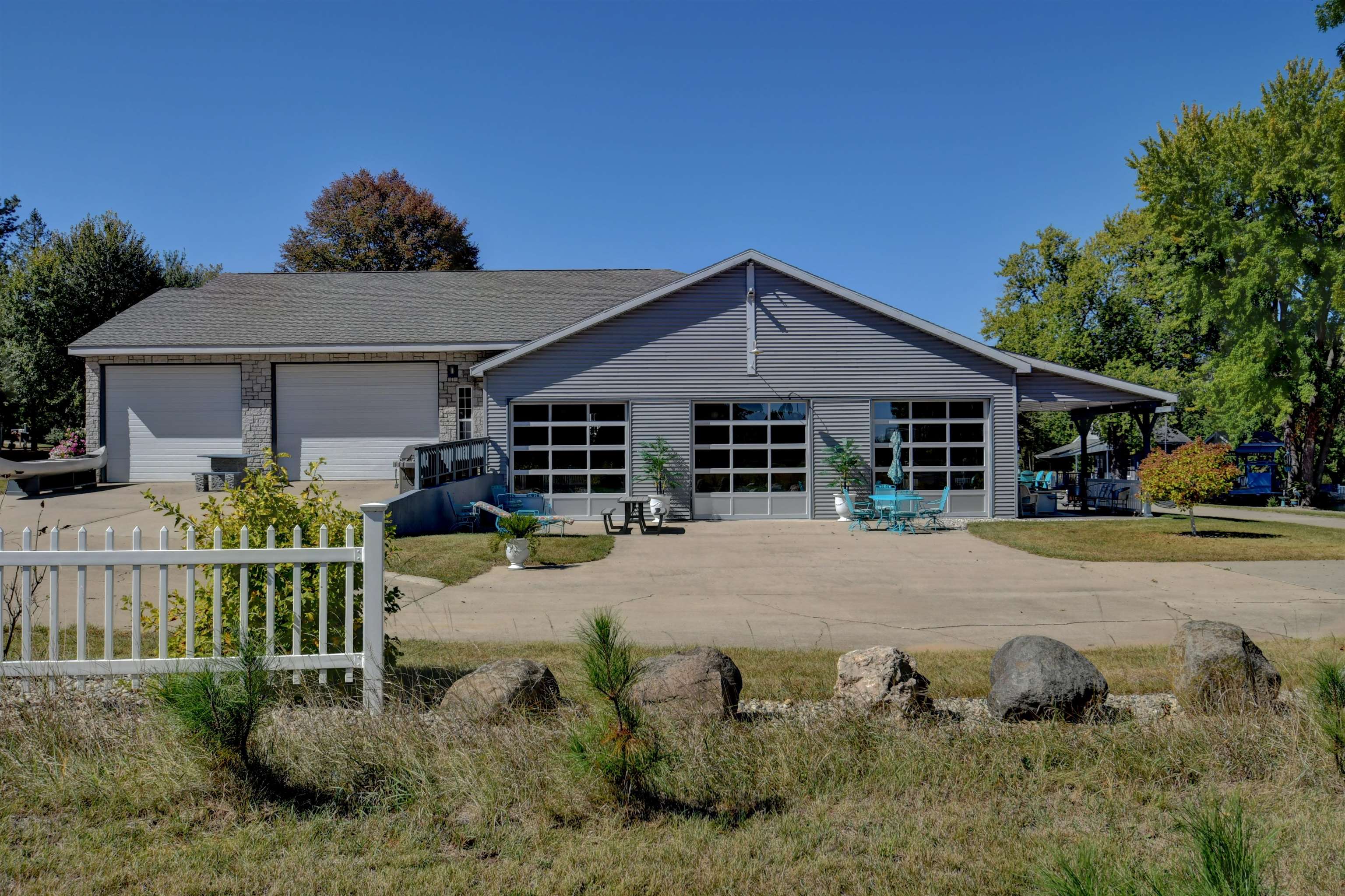 Rio, Wisconsin, 53960, United States, 3 Bedrooms Bedrooms, ,3 BathroomsBathrooms,Residential,For Sale,1976824