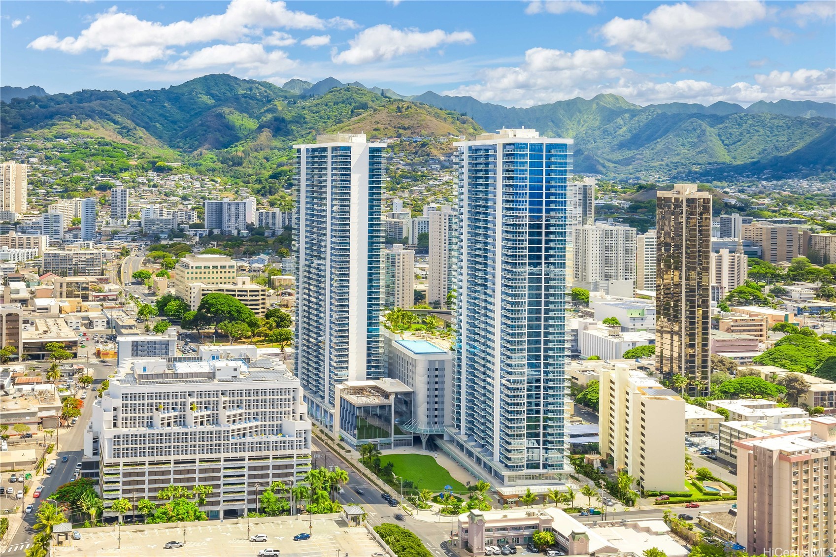 Honolulu, Hawaii, 96814, United States, 2 Bedrooms Bedrooms, ,2 BathroomsBathrooms,Residential,For Sale,1960567