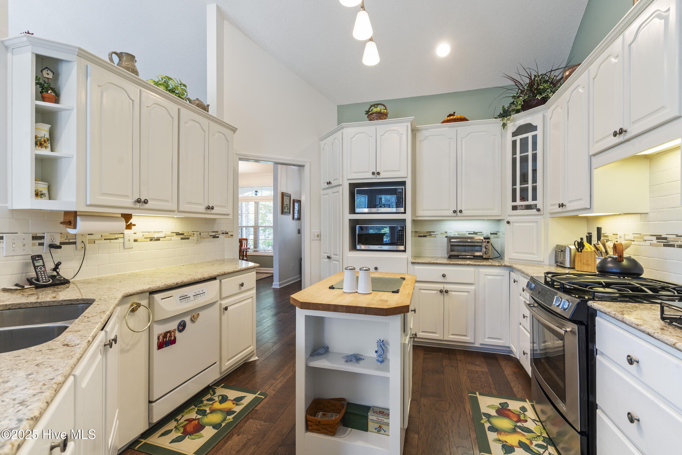 Sunset Beach, North Carolina, 28468, United States, 3 Bedrooms Bedrooms, ,2 BathroomsBathrooms,Residential,For Sale,1827986