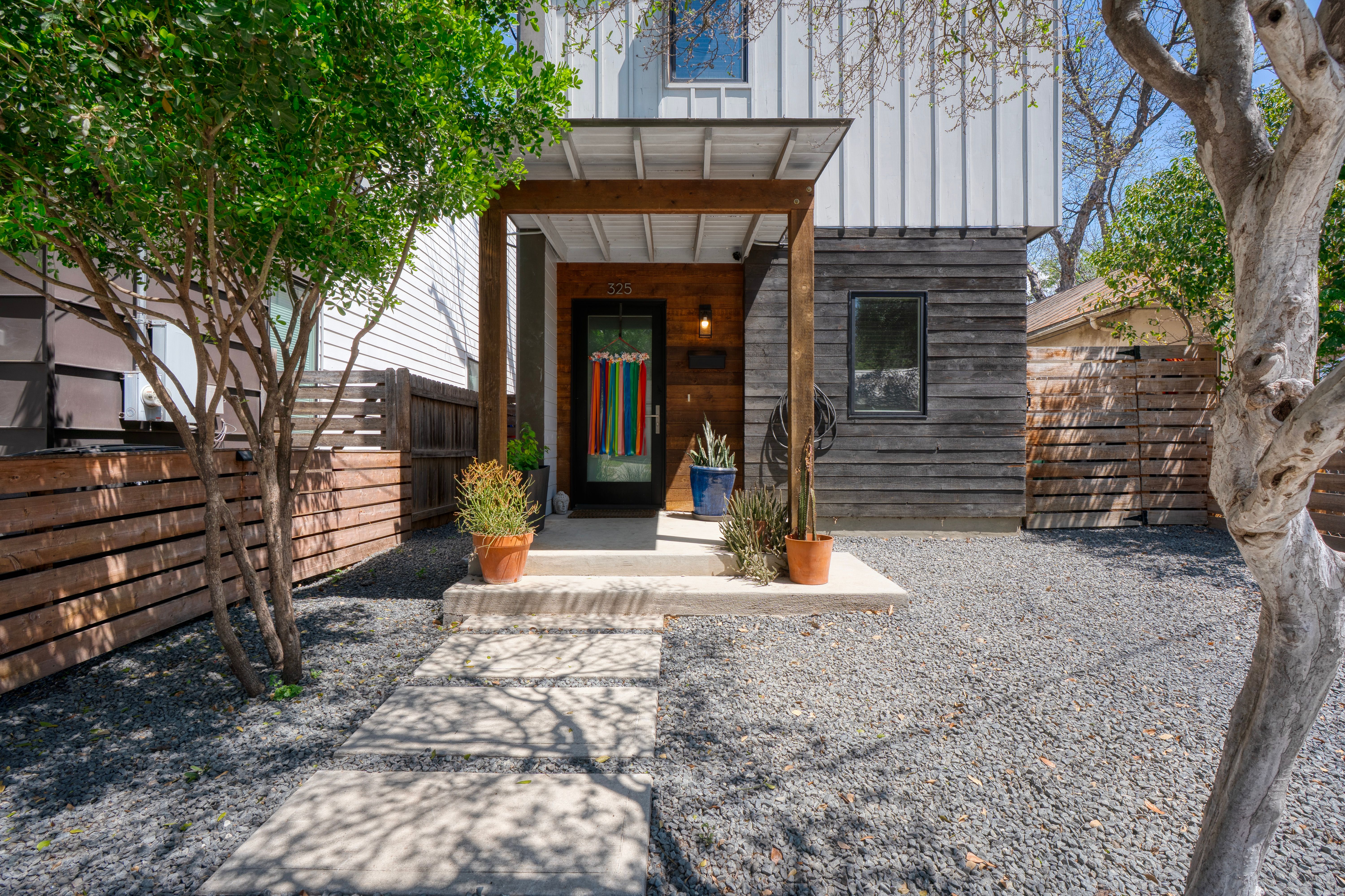  Modern 2-Story in Lavaca Historic District - 物件實景