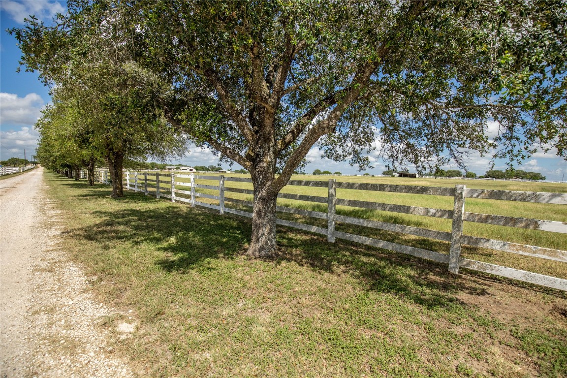 La Vernia, Texas, 78121, United States, 2 Bedrooms Bedrooms, ,3 BathroomsBathrooms,Residential,For Sale,1949806