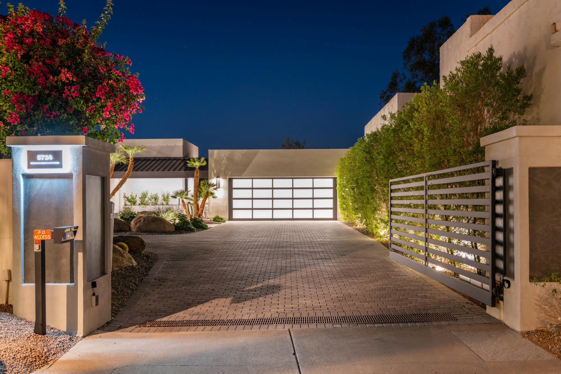  5724 N ECHO CANYON DR¦Phoenix, AZ - 物件實景