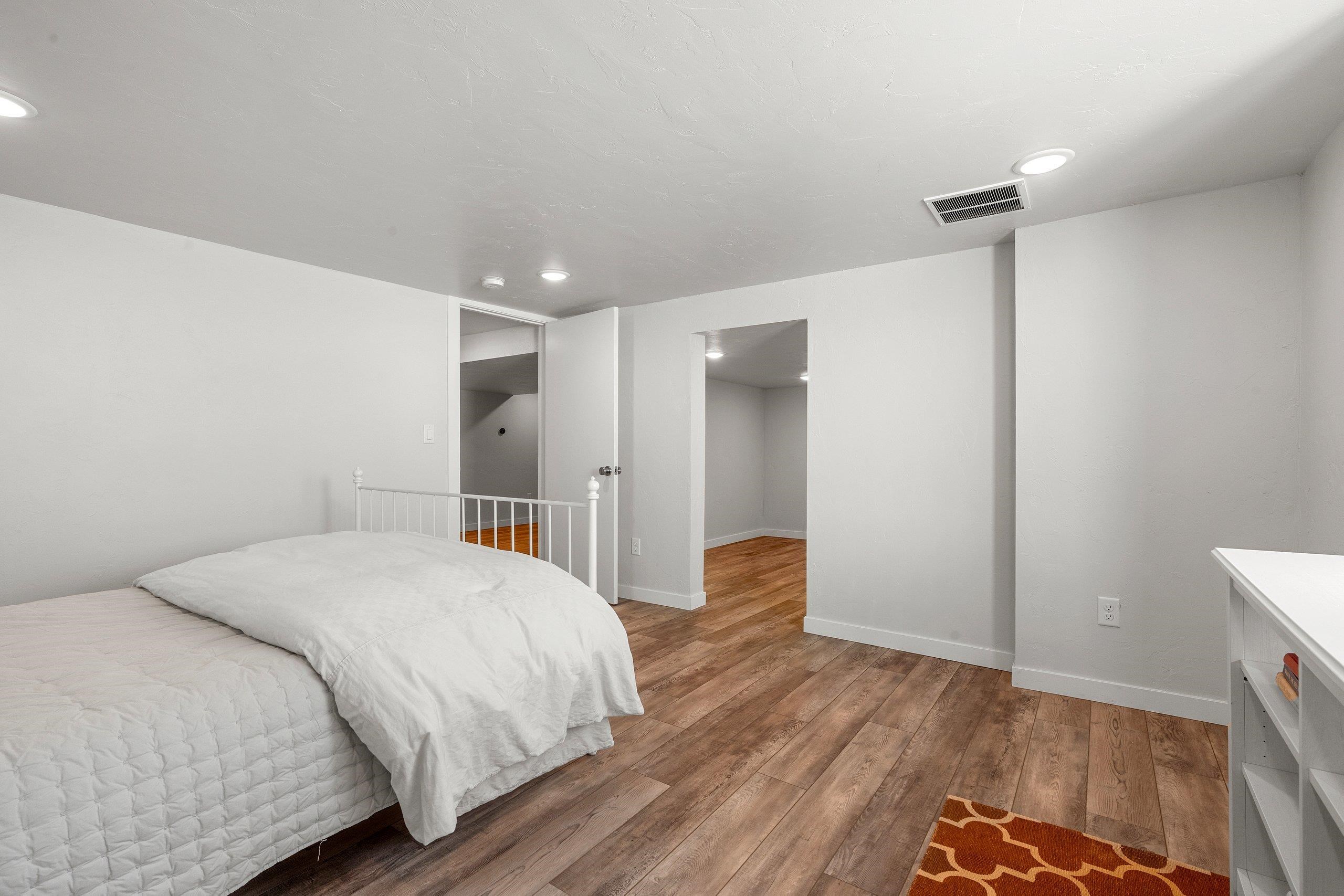 GREEN BAY, Wisconsin, 54301, United States, 3 Bedrooms Bedrooms, ,3 BathroomsBathrooms,Residential,For Sale,1969086