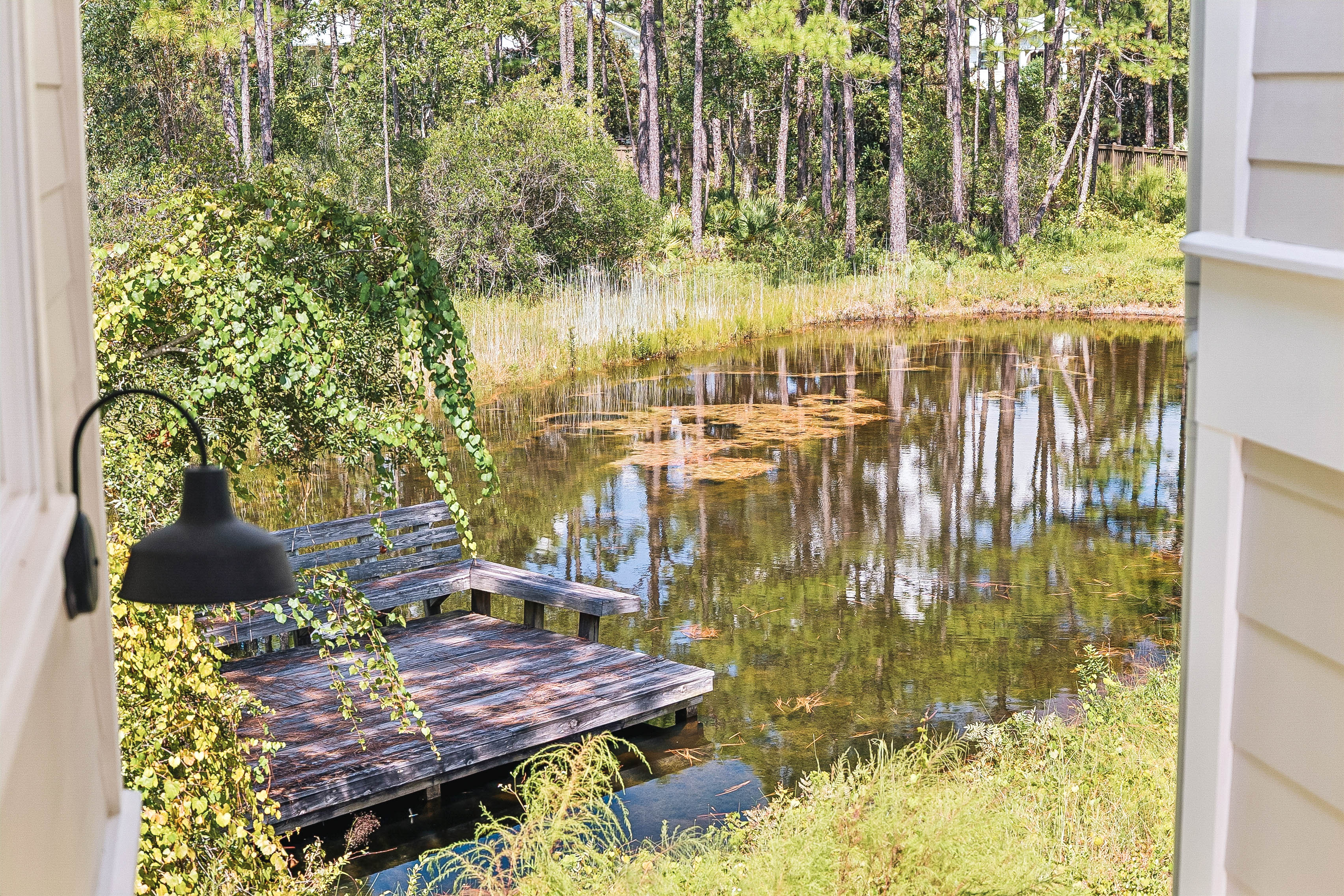  Refined Coastal Estate Near Pond, Nature And WaterColor Amenities - 物件實景