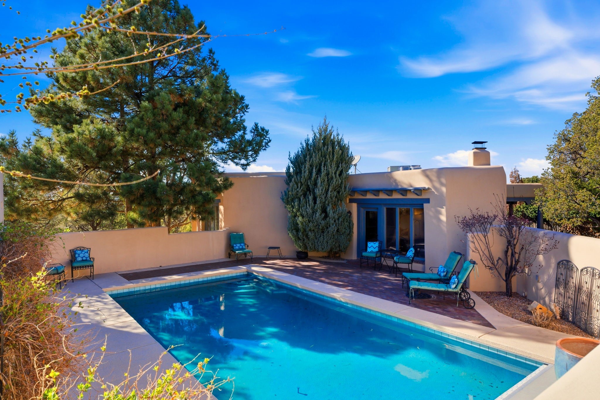  3881 Old Santa Fe Trail - 物件實景