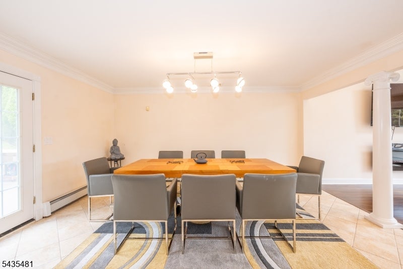 Wayne Twp., New Jersey, 07470, United States, 4 Bedrooms Bedrooms, ,3 BathroomsBathrooms,Residential,For Sale,2049437