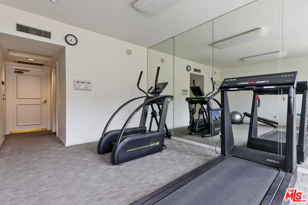 Beverly Hills, California, 90211, United States, 2 Bedrooms Bedrooms, ,3 BathroomsBathrooms,Residential,For Sale,1897211