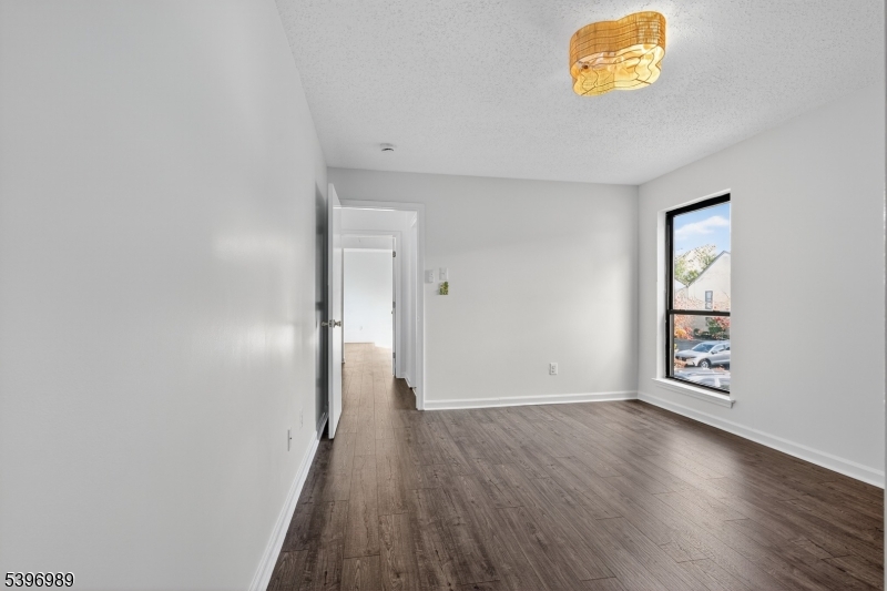 Franklin Twp., New Jersey, 08873, United States, 2 Bedrooms Bedrooms, ,3 BathroomsBathrooms,Residential,For Sale,1993021