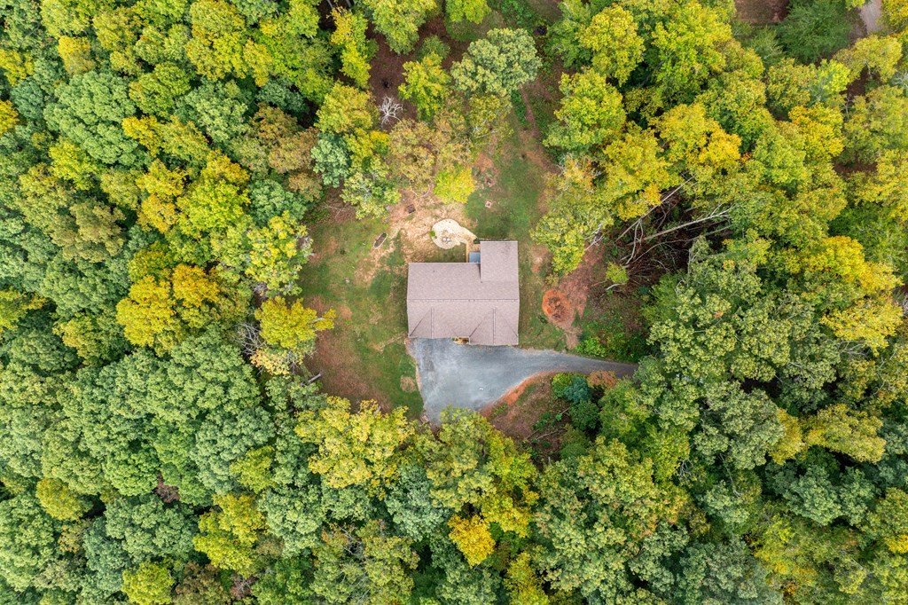 Hayesville, North Carolina, 28904, United States, 3 Bedrooms Bedrooms, ,3 BathroomsBathrooms,Residential,For Sale,1872419