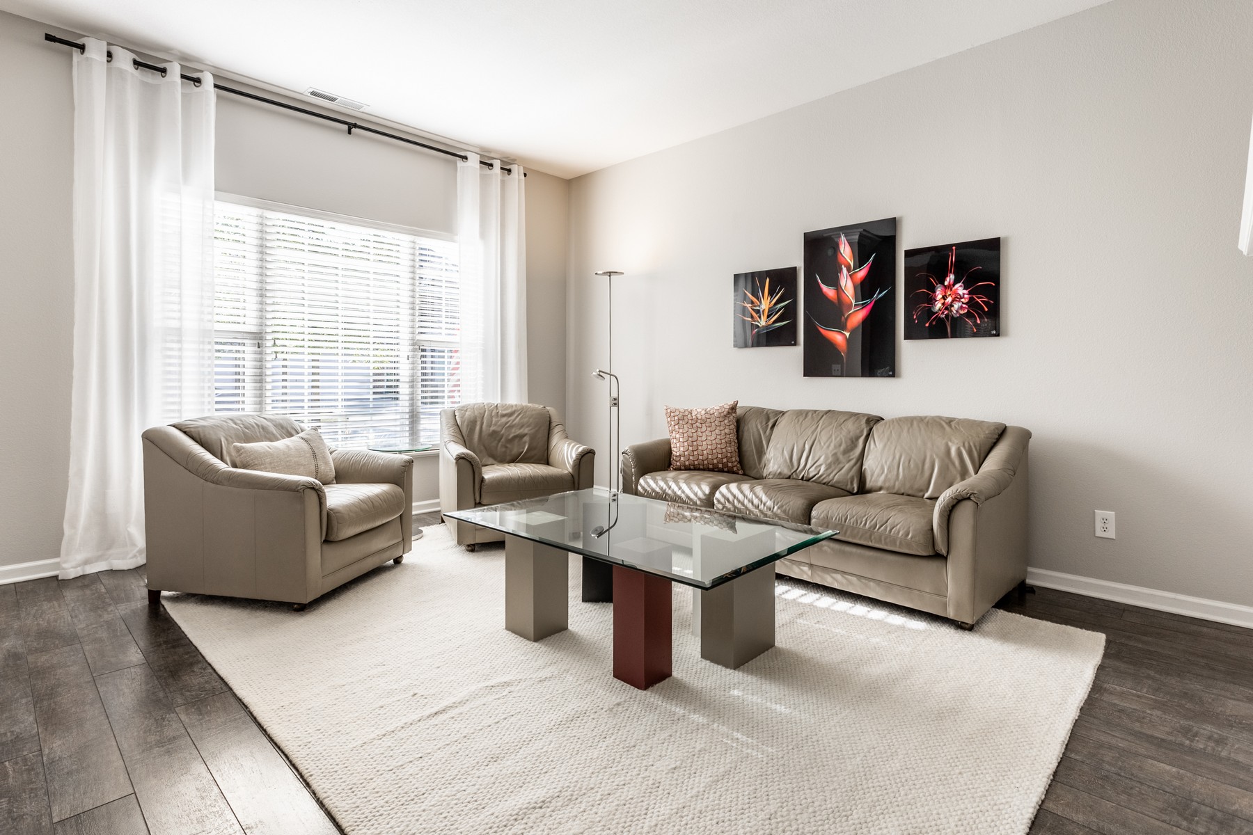  Turnkey Modern Townhome in Westfield - 物件實景