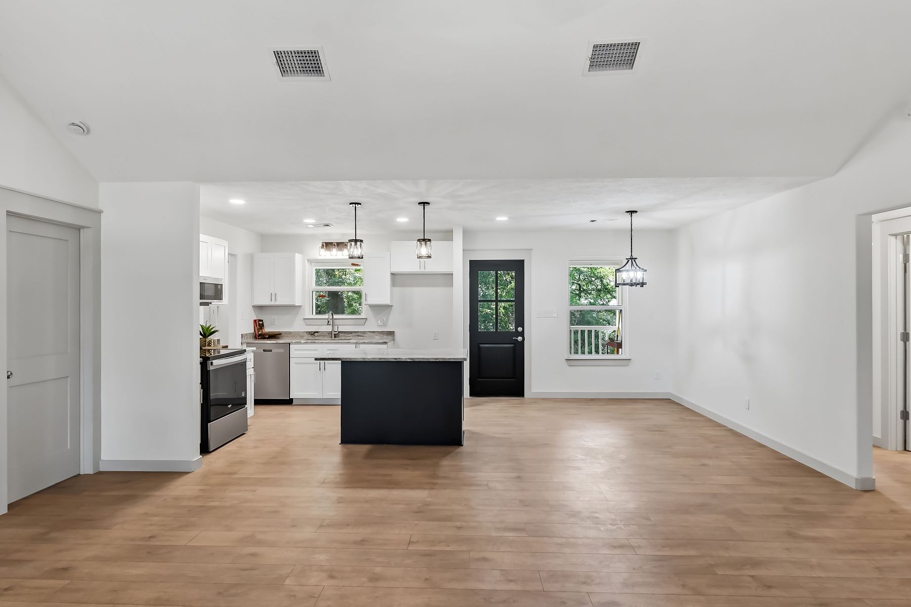  502 Packers Circle, Somerville, TX, 77879 - 物件實景