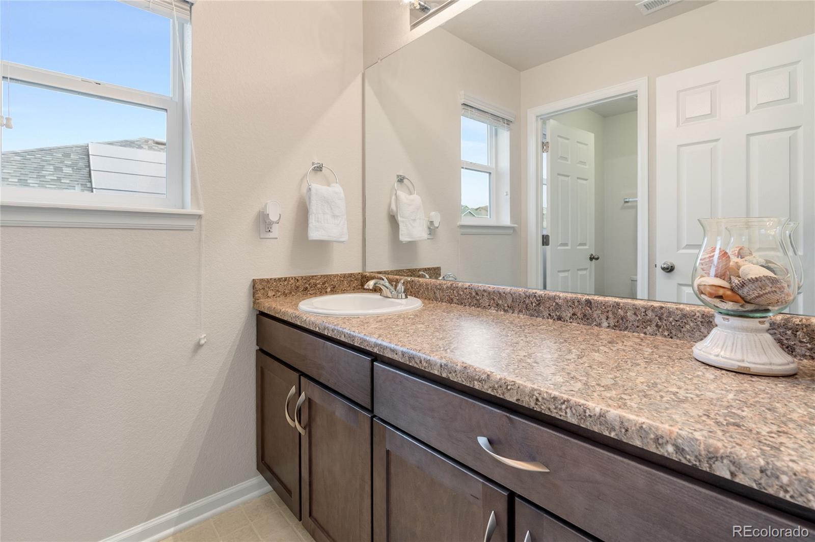 Castle Rock, Colorado, 80108, United States, 4 Bedrooms Bedrooms, ,3 BathroomsBathrooms,Residential,For Sale,1906915