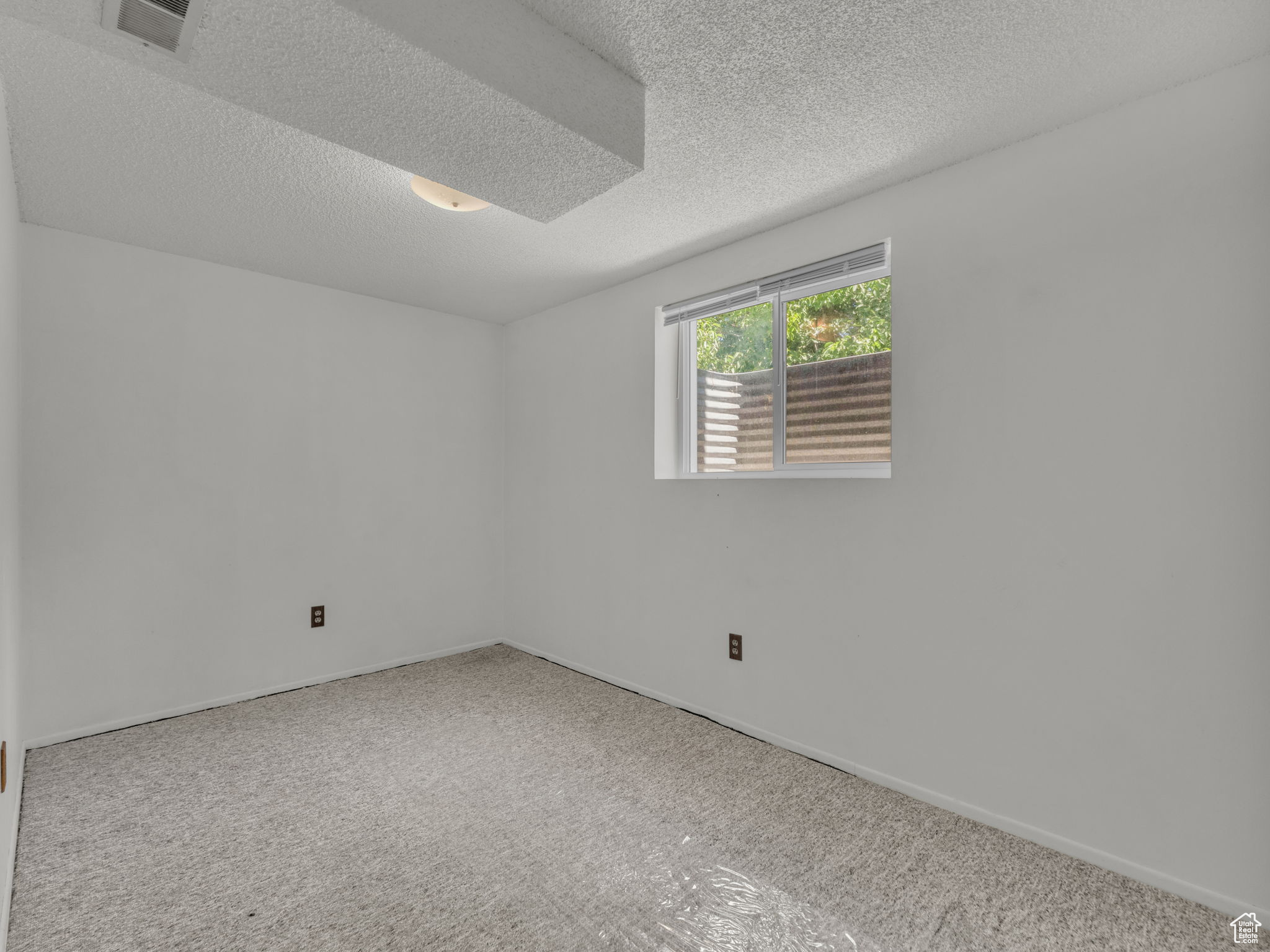 Taylorsville, Utah, 84129, United States, 4 Bedrooms Bedrooms, ,1 BathroomBathrooms,Residential,For Sale,1890353