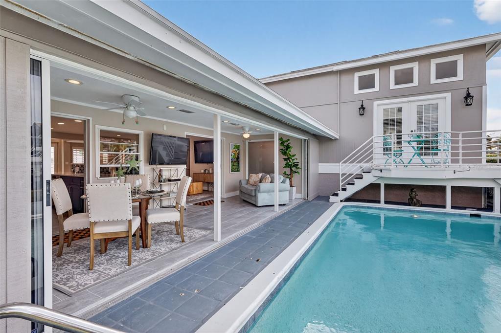 Longboat Key, Florida, 34228, United States, 3 Bedrooms Bedrooms, ,2 BathroomsBathrooms,Residential,For Sale,1990986