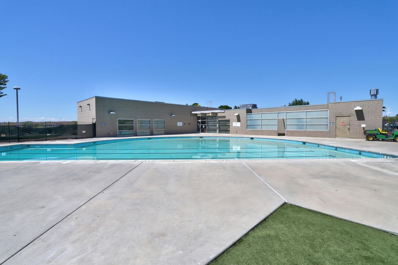 Rio Rancho, New Mexico, 87124, United States, 4 Bedrooms Bedrooms, ,3 BathroomsBathrooms,Residential,For Sale,1956048
