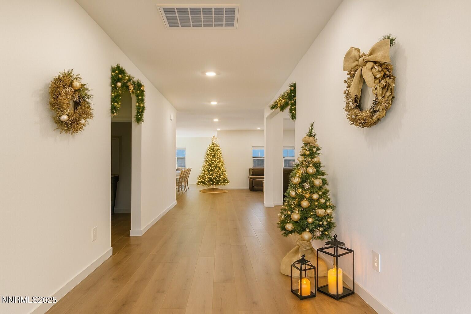 Dayton, Nevada, 89403, United States, 4 Bedrooms Bedrooms, ,3 BathroomsBathrooms,Residential,For Sale,1988311