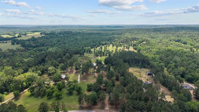 Lindale, Texas, 75771, United States, 3 Bedrooms Bedrooms, ,2 BathroomsBathrooms,Residential,For Sale,2019354