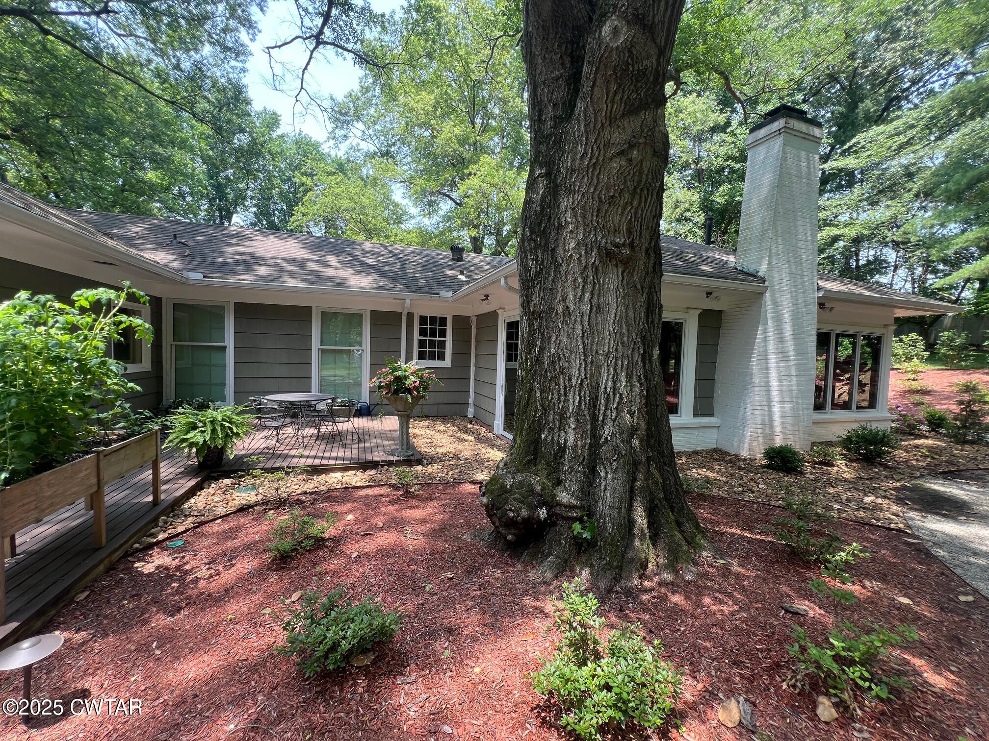 Jackson, Tennessee, 38301, United States, 3 Bedrooms Bedrooms, ,4 BathroomsBathrooms,Residential,For Sale,1859511