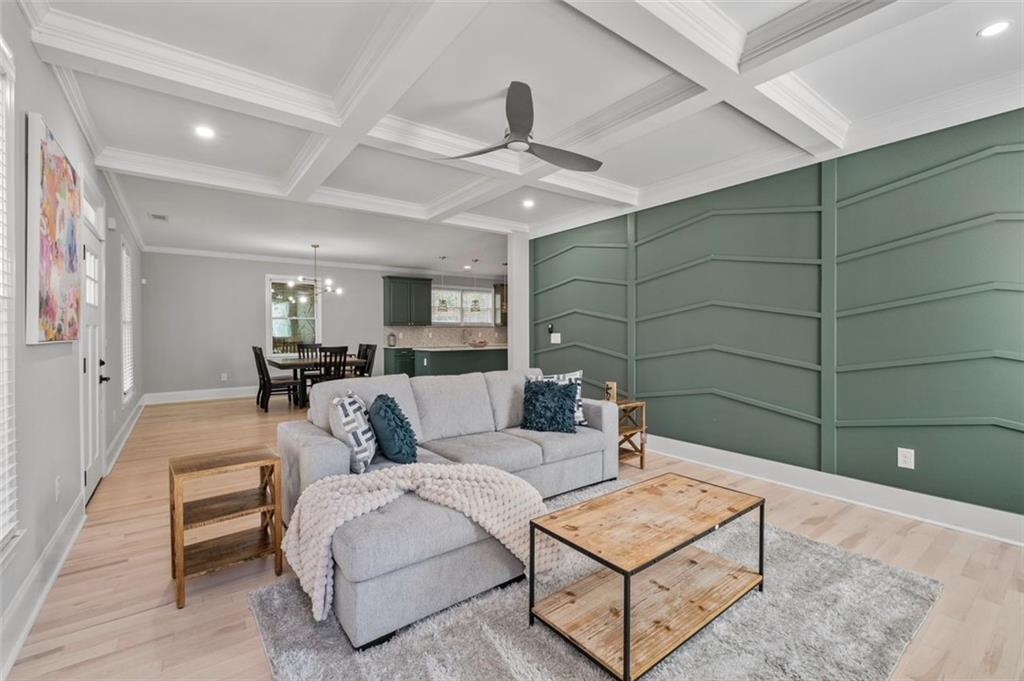 Atlanta, Georgia, 30310, United States, 4 Bedrooms Bedrooms, ,3 BathroomsBathrooms,Residential,For Sale,1987729