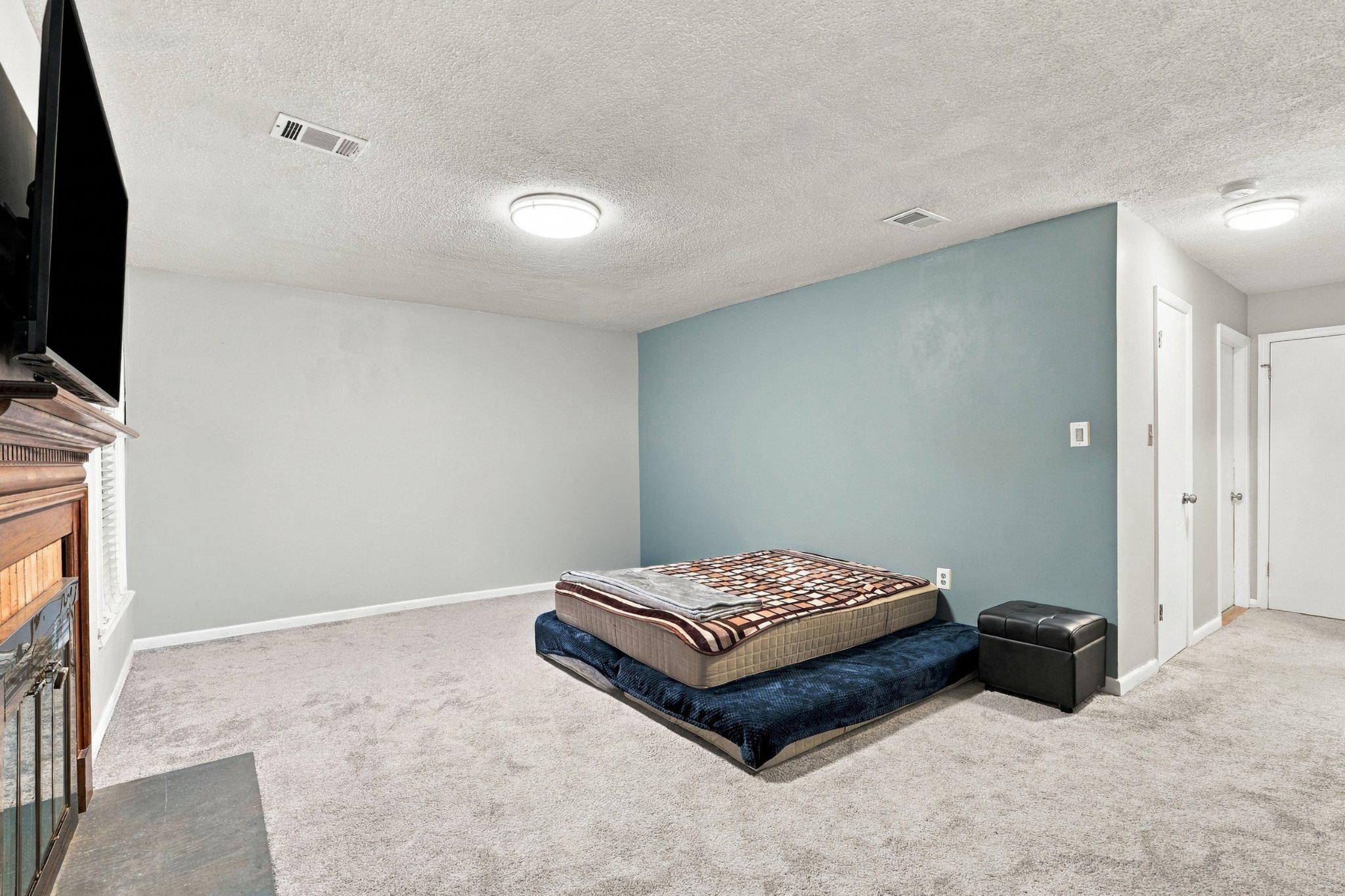  12222 Apple Orchard Court, Fairfax, VA, 22033 - 物件實景