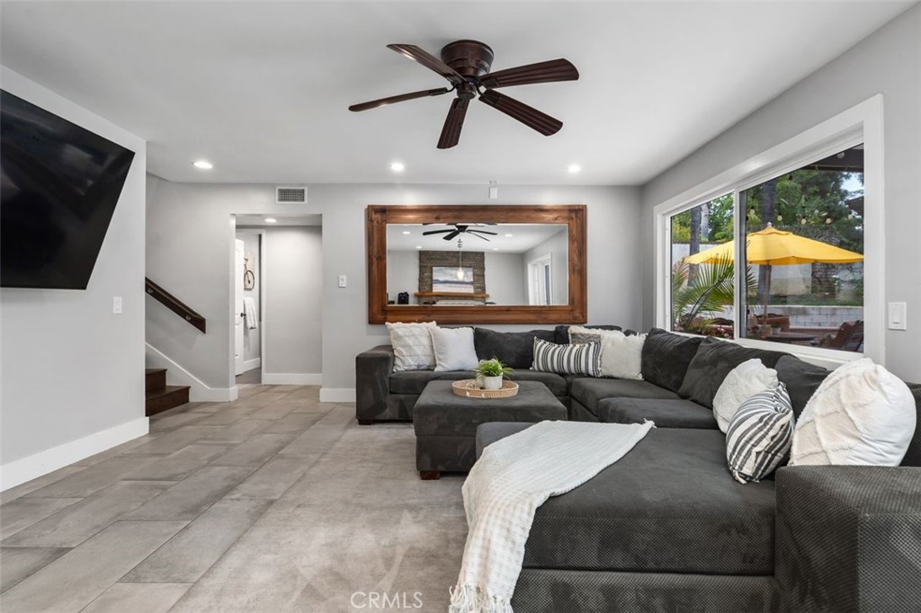 Lake Forest, California, 92630, United States, 6 Bedrooms Bedrooms, ,4 BathroomsBathrooms,Residential,For Sale,1991080