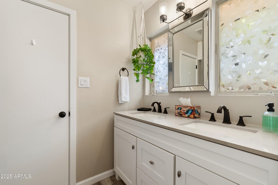 Prescott, Arizona, 86303, United States, 3 Bedrooms Bedrooms, ,2 BathroomsBathrooms,Residential,For Sale,2009226