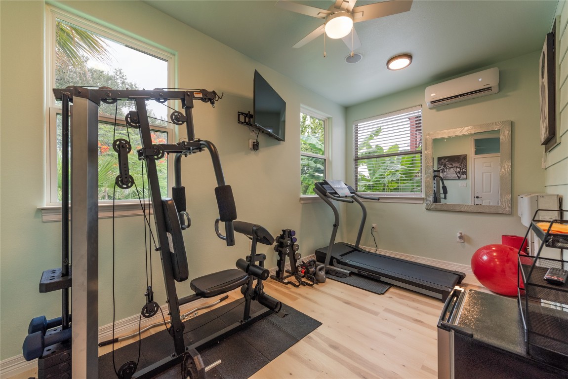 Austin, Texas, 78732, United States, 4 Bedrooms Bedrooms, ,3 BathroomsBathrooms,Residential,For Sale,1911419