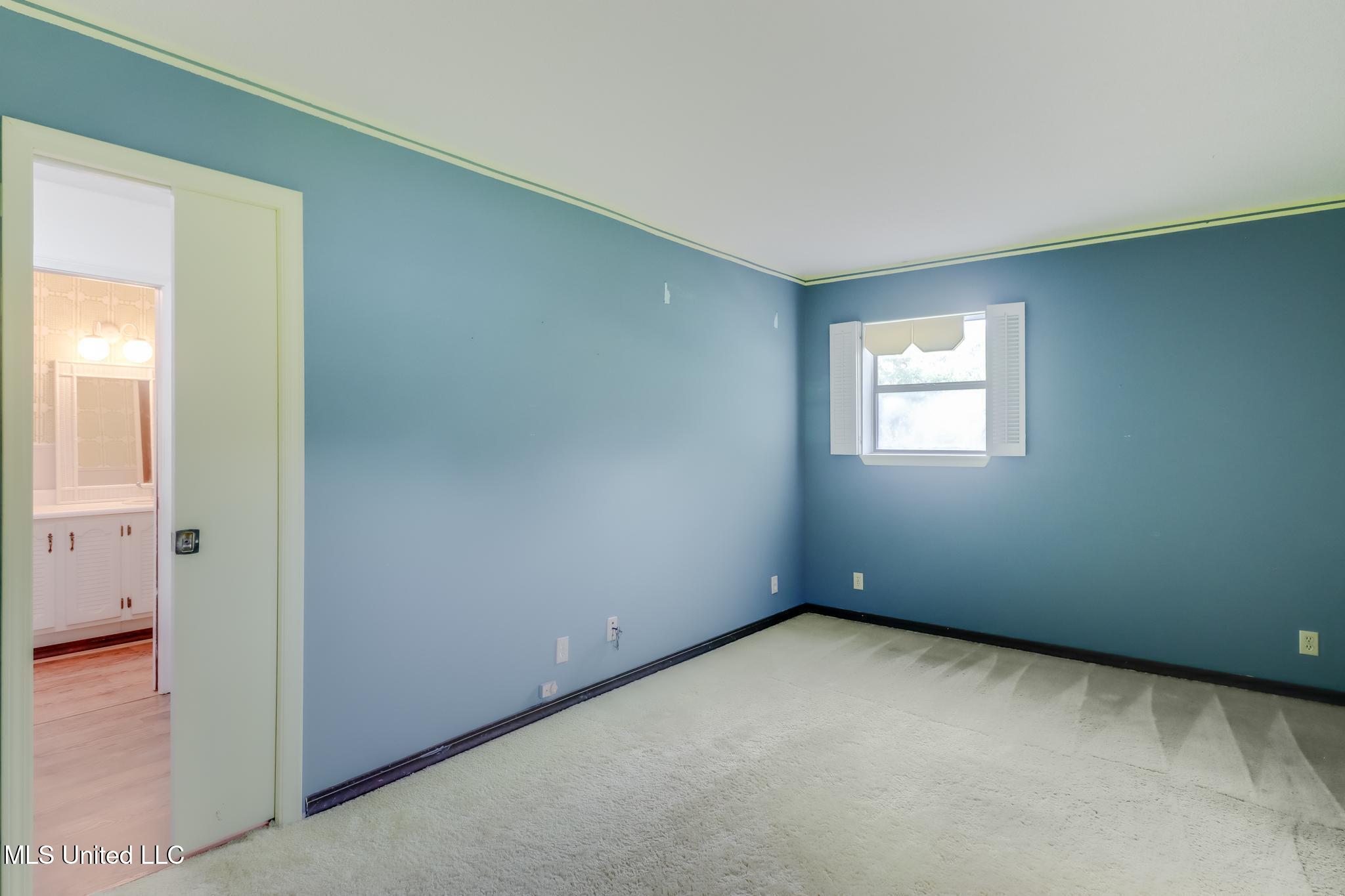 Pass Christian, Mississippi, 39571, United States, 3 Bedrooms Bedrooms, ,2 BathroomsBathrooms,Residential,For Sale,1874692